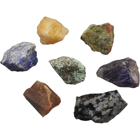 Sada minerálnych kameňov s nástrojmi