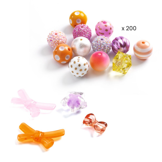 Navliekacie bublinkové koráliky na vytváranie vlastných šperkov pre malé parádnice.