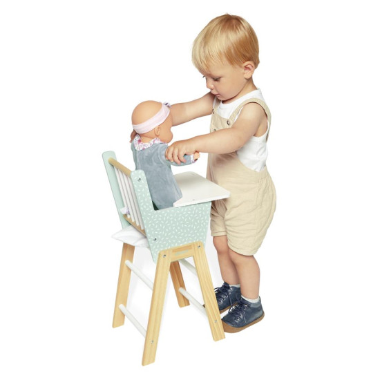 Drevená zelená stolička pre bábiky do 42 cm je ideálna na kŕmenie a starostlivosť o vašu obľúbenú bábiku.