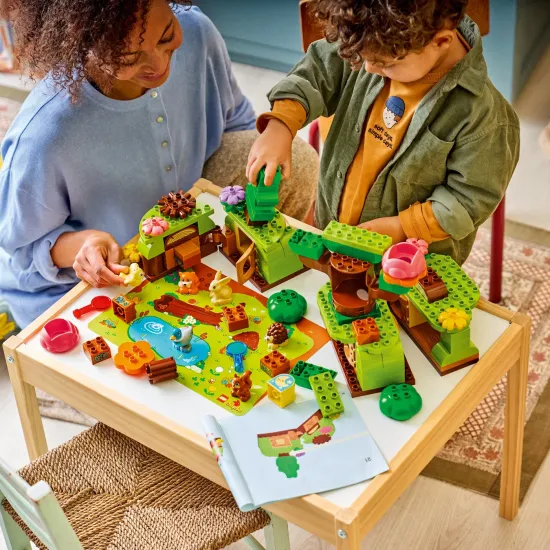 LEGO DUPLO 10480 Les plný objavov a divokých zvieratiek