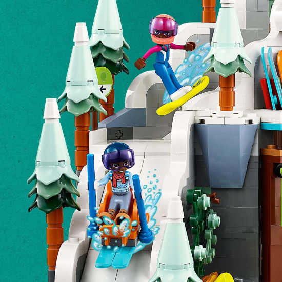 Lyžiarsky rezort LEGO® Friends – zasnežený svah, kaviareň s horúcou čokoládou, snowboardy, lyže a tajná jaskyňa