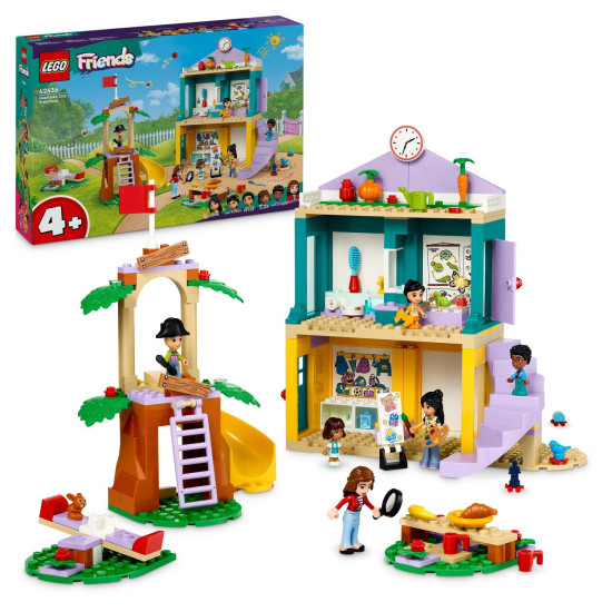 LEGO Friends Škôlka v mestečku Heartlake s minibábikami, hernými prvkami a doplnkami pre starostlivosť o najmenších obyvateľov škôlky. Dve minibábiky sa hrajú s deťmi v hernej miestnosti plnej hračiek, s preliezačkou a detskými potrebami.