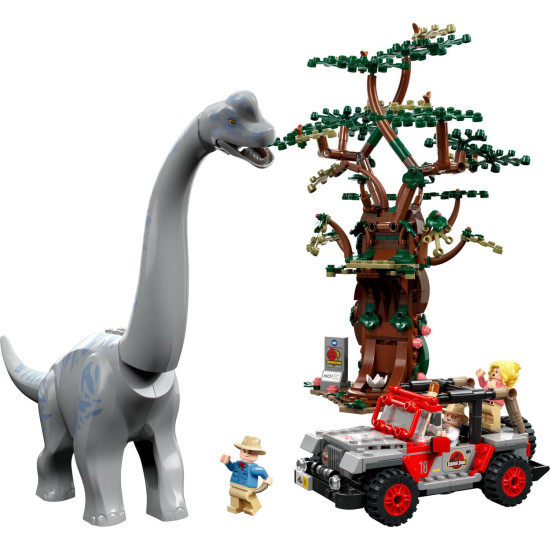 LEGO Jurassic World Objavenie brachiosaura: Polohovateľný brachiosaurus, Jeep a minifigúrky zo sveta Jurského parku.