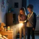 Detské svietidlo MOB Glowy Smiley Flashlight žltá