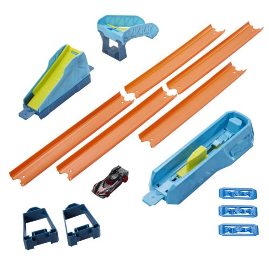 Hot Wheels® Track Builder set na dlhý skok s preklápacou rampou a angličákom