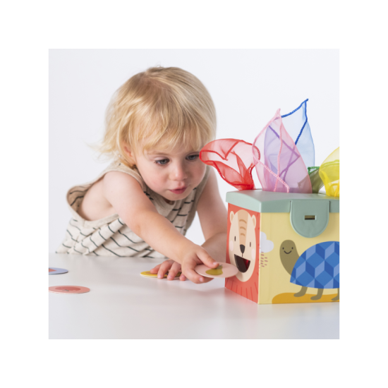 Magic Box obsahuje všetko, s čím sa malé deti rady hrajú!