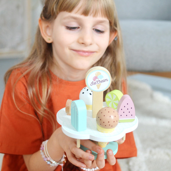 Drevený stojan so zmrzlinami Drevené jedlo Tooky Toy