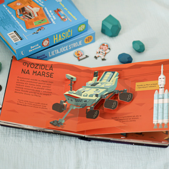 Interaktívna a zábavná kniha s úžasnými pop-up obrázkami je ideálna pre malých zvedavcov, ktorí sa chcú dozvedieť mnoho zaujímavého o vesmíre a planétach.