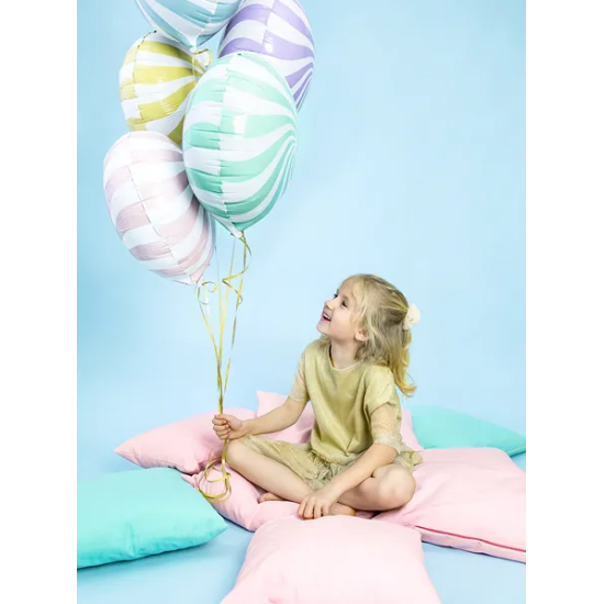Rozveseľte detské oslavy a vytvorte nezabudnuteľné chvíle s cukríkovým balónom v modrej farbe.