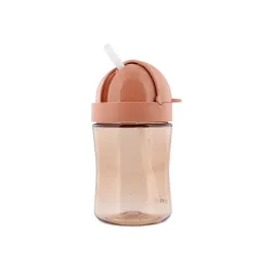Hrnček so slamkou Mačka