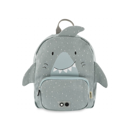 Modrý detský batoh s motívom žraloka.