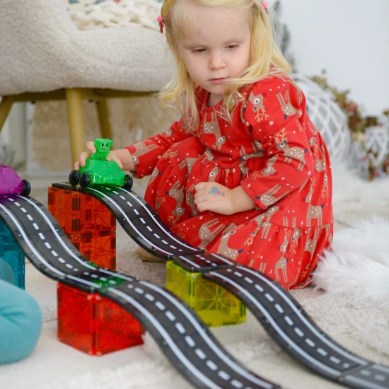 Magnetická stavebnica Downhill Duo 40 dielov. Skvelý darček pre deti, ktoré milujú autá.