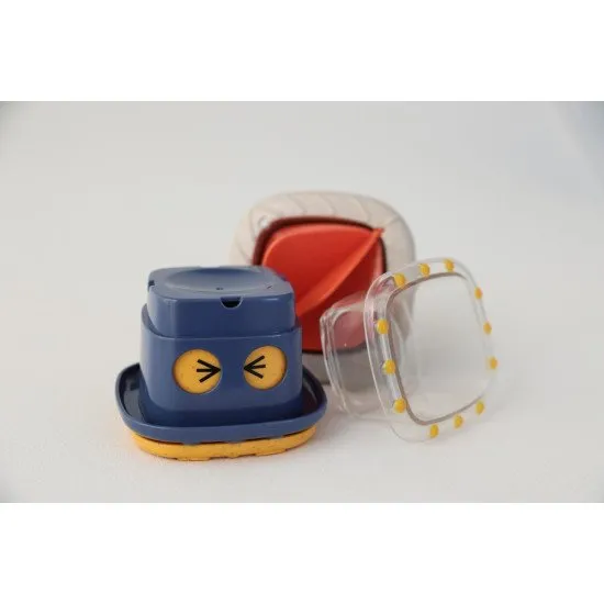 Stohovacia veža s vodným mlynom s farebnými pohárikmi