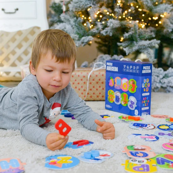 Vkladacie puzzle abeceda.