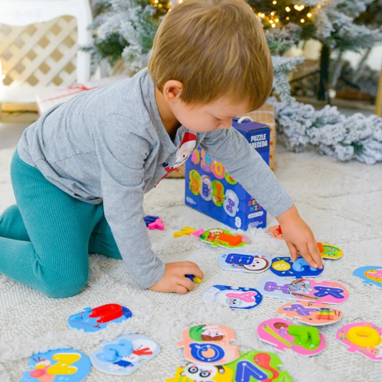 Vkladacie puzzle abeceda.