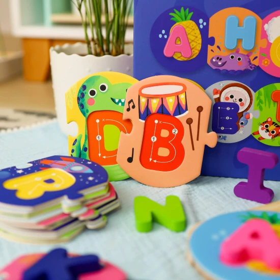 Vkladacie puzzle abeceda.