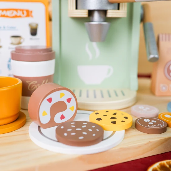 Drevený kávovar pre deti Pastel