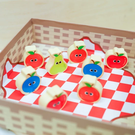 Ovocný sad Spoločenská hra pre deti