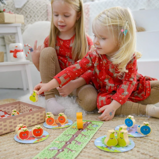 Ovocný sad Spoločenská hra pre deti