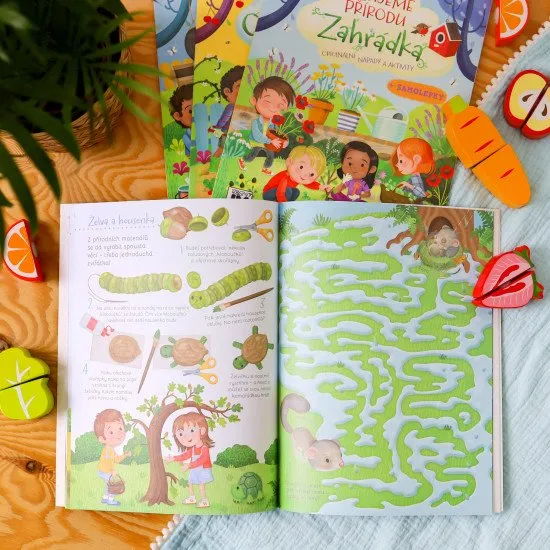 Kniha plná zaujímavých aktivít a nápadov pre všetkých milovníkov prírody obsahuje 32 strán a viac ako 30 samolepiek. 