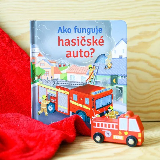 Fascinujú ťa hasičské autá a pýtaš sa, ako fungujú? Toto obrázkové leporelo ti umožní nazrieť do týchto obrovských strojov a na hasičskú stanicu.