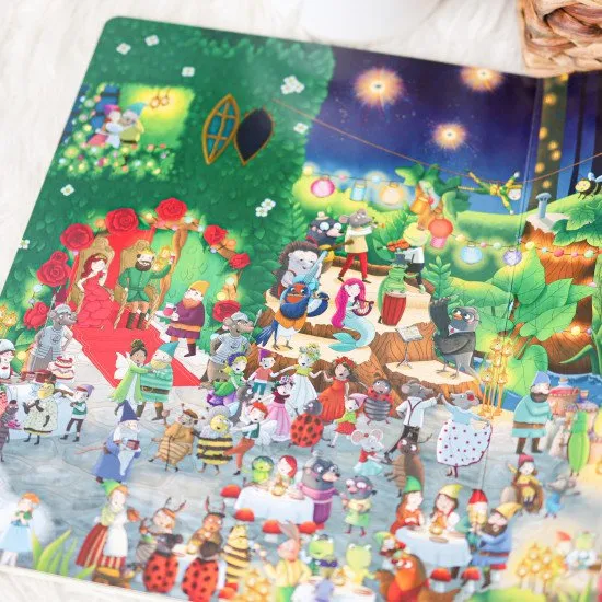 Pomôžte nájsť osamelému jednorožcovi kamaráta! Leporelo precvičuje pozornosť.