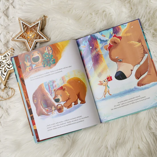 Medveď sa po prvý raz neuložil na zimný spánok a rozhodol sa stráviť Vianoce so svojimi kamarátmi. Vianočný príbeh o kamarátstve a vzájomnej pomoci.