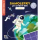 Farebná samolepková knižka Vesmír s obrázkami planét, hviezd a vesmírnych telies.