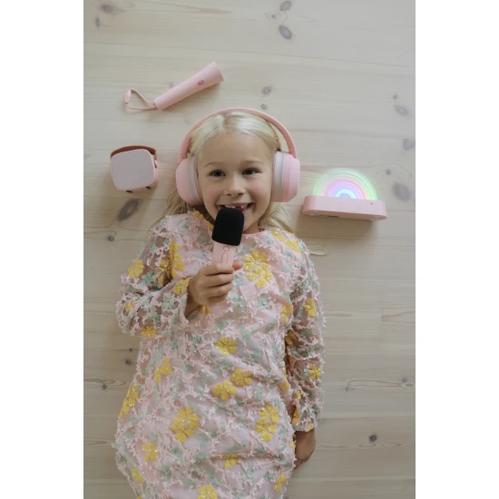 Nalaďte sa na hudobnú vlnu a zažite nezabudnuteľnú párty.