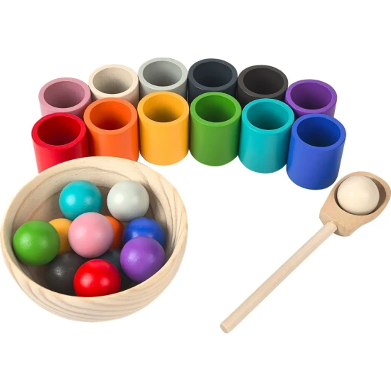 Montessori drevená hra pre deti s farebnými guličkami, lyžicou a kalíškom na rozvoj motoriky a zmyslov.