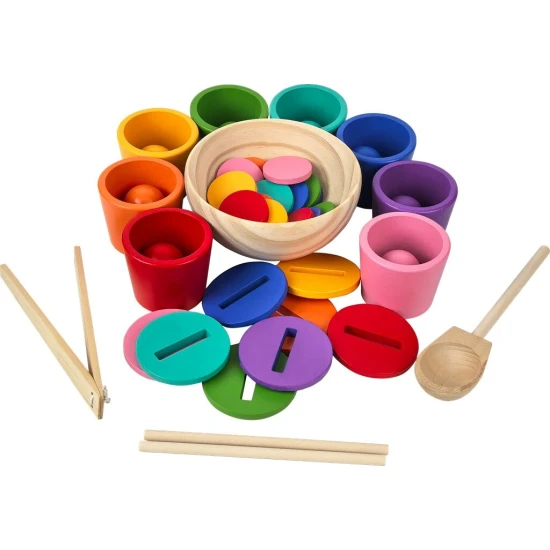 Drevená Montessori hračka pre deti na rozvoj jemnej motoriky, koordinácie ruka-oko a vnímania farieb.