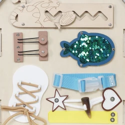 Activity Board Dom so zámkami Šedý