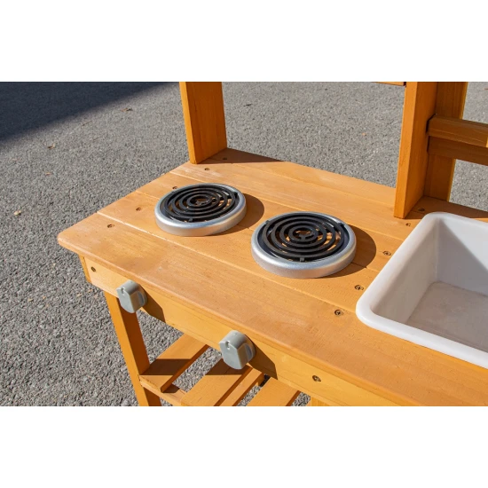 Drevená záhradná kuchynka s drezom