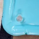 Baby Einstein Vodná podložka Sensory Splash 0m+ Detská plniteľná vodná podložka Baby Einstein Ocean Explorers Sensory Splash Water Mat s plávajúcimi morskými živočíchmi podporuje hru na brušku a rozvoj jemnej motoriky.