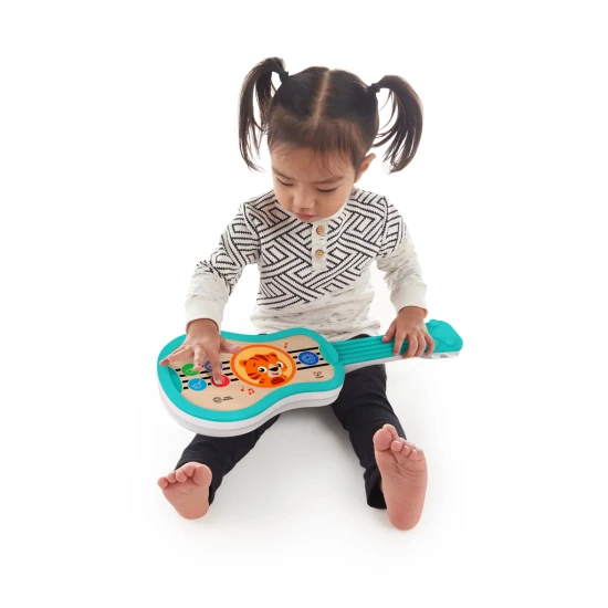 Hračka hudobná drevená ukulele Magic Touch HAPE 6m+ Baby Einstein 12609-6
