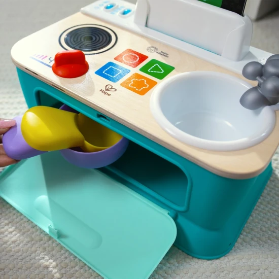 Hračka hudobná Kuchynka Magic Touch Kitchen™ Pretend to Cook HAPE 9m+ Baby Einstein 12933-6
