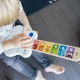 Táto drevená hračka je vybavená ocenenou technológiou Magic Touch, vďaka ktorej máte hudbu na dosah ruky