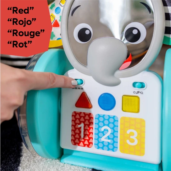 Baby Einstein Hudobný slon Váľajte sa, skúmajte a učte sa s interaktívnou plaziacou hračkou Baby Einstein.