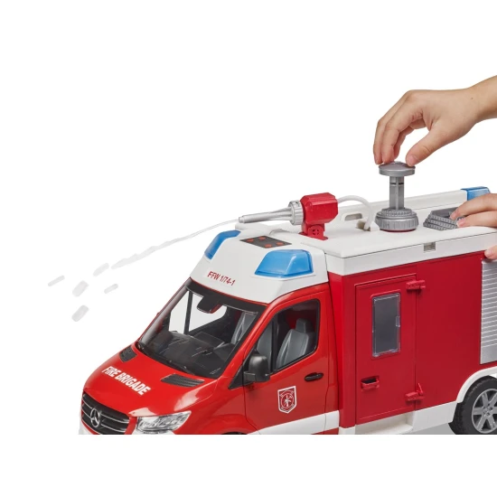Záchranné autá hasičské MB Sprinter so svetlami a zvukmi – Bruder 1072BRUD02680