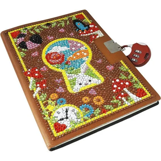 Tajný zápisník so zámkom