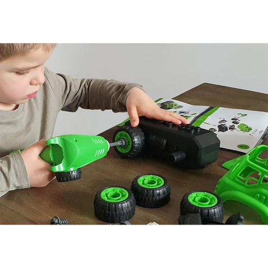 Stavebnica smetiarskeho auta (2 varianty vzhľadu auta) na diaľkové ovládanie, ktoré si dieťa zostaví samo. 