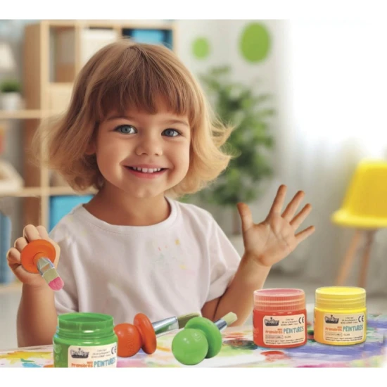 Súprava štyroch prstových farieb pre začínajúcich umelcov.