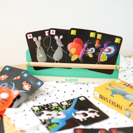 Držiak na karty Stolový