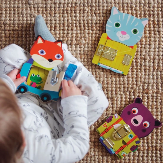 Hra s otváraním zámkov Locktou