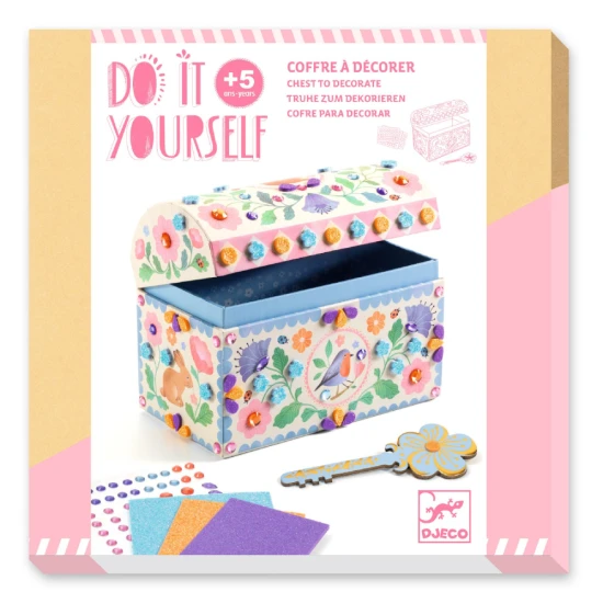 DIY truhlica pre deti – ozdobená mozaikami a farebnými samolepkami s tajným dnom