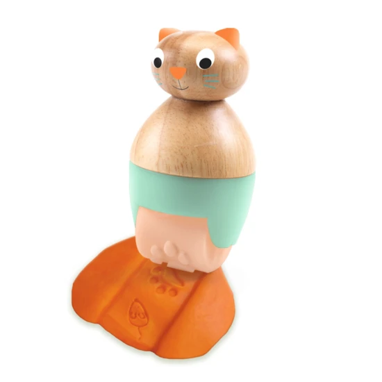 Prvá kreatívna sada s plastelínou pre drobcov obsahuje 3 veľké drevené valčeky s ergonomicky tvarovanou rukoväťou. 