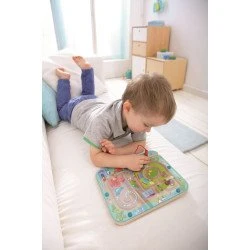 Magnetický labyrint s perom Mesto