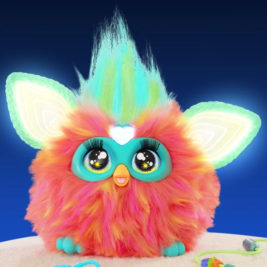 Furby v koralovej farbe Hasbro Furby v koralovej farbe – interaktívna plyšová hračka