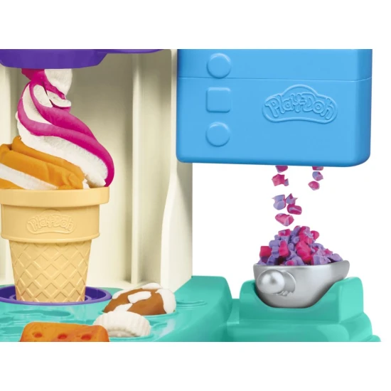 Hasbro Play-Doh zakrivená zmrzlináreň Hasbro Play-Doh zakrivená zmrzlináreň