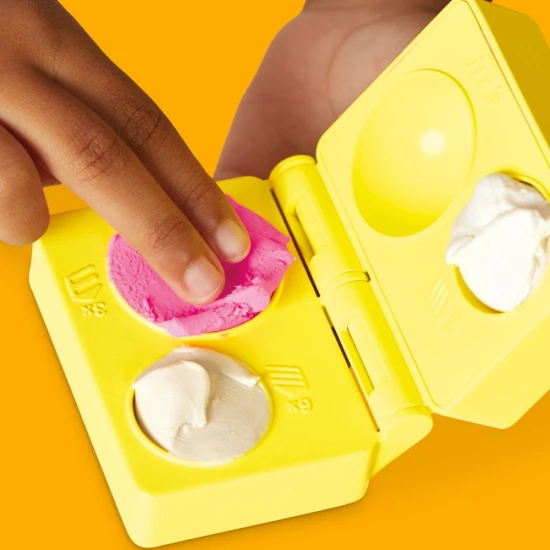 Hasbro Play-Doh herná sada torty a rúra